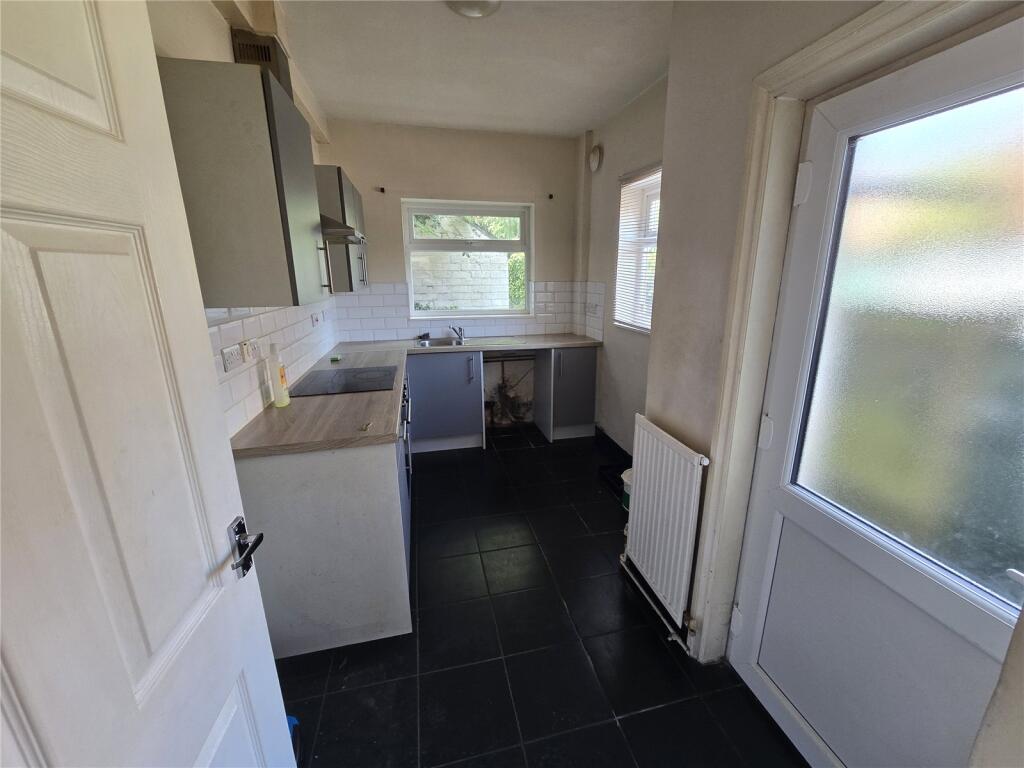 House in Nottingham, Nottinghamshire - View 4