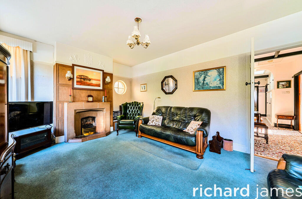 House in Swindon - View 4