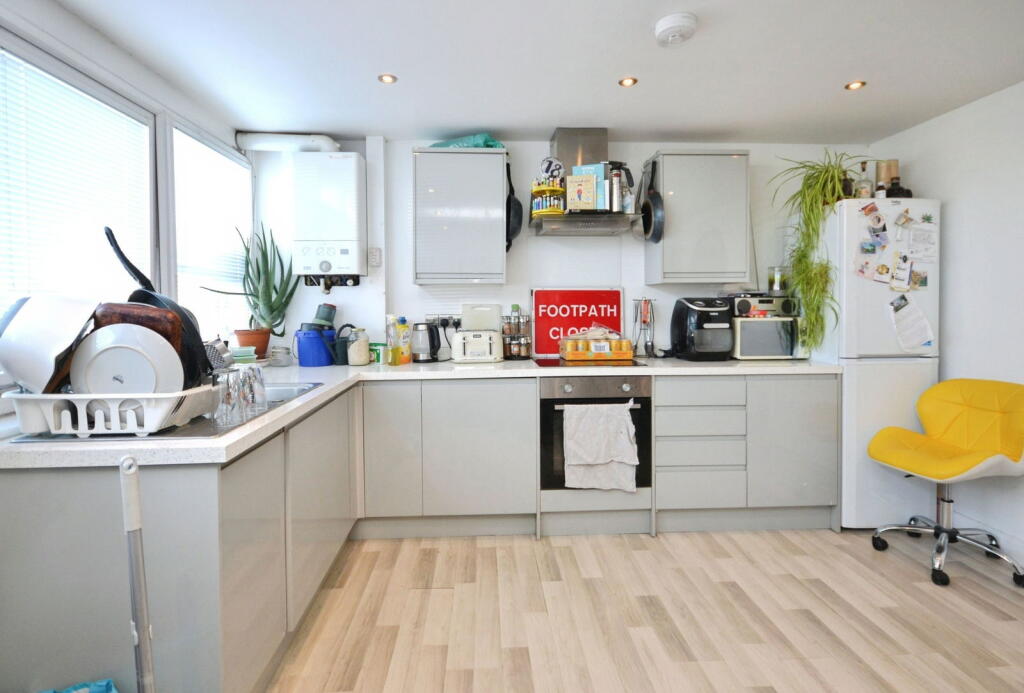 Apartment in Bognor Regis - View 3