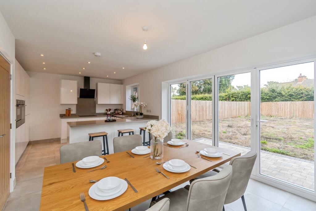 House in Walsall, Wallington Heath - View 5