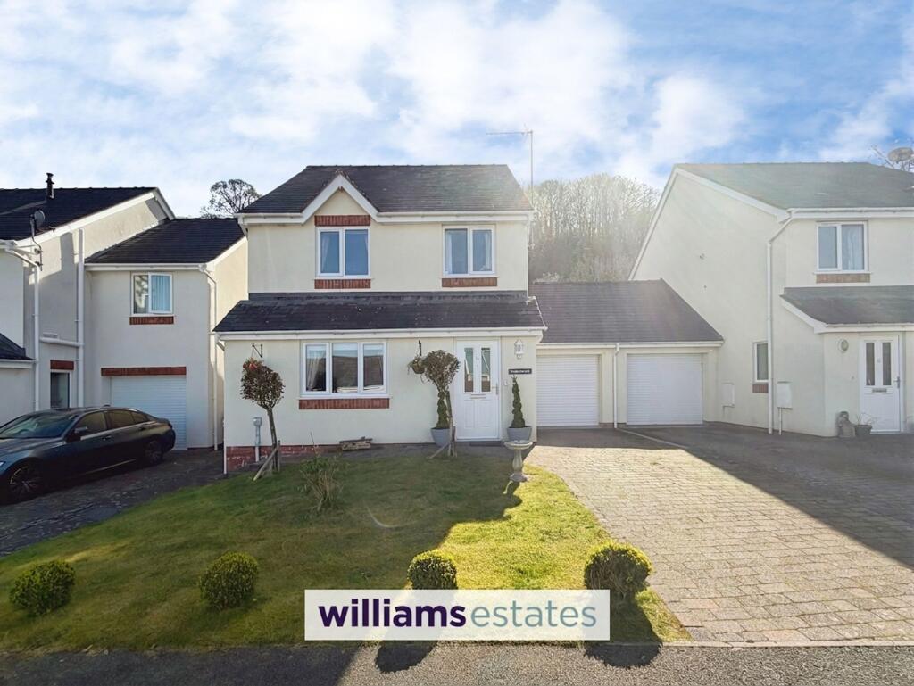 Main image of property: Maes Glyndwr, Cynwyd, LL21