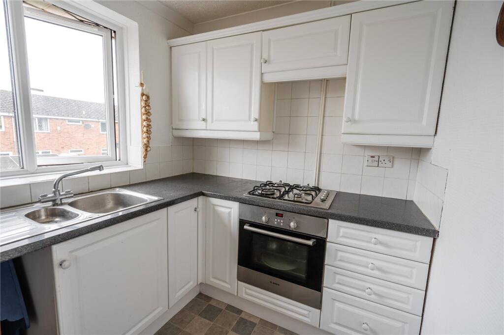 Ravenspurn Way, Grimsby, Lincolnshire, DN31 photo 4