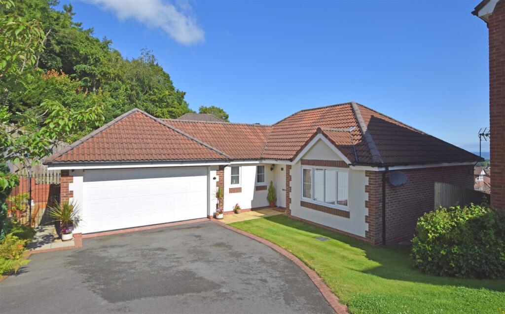 Main image of property: Lon Y Berllan, Abergele, Conwy, LL22