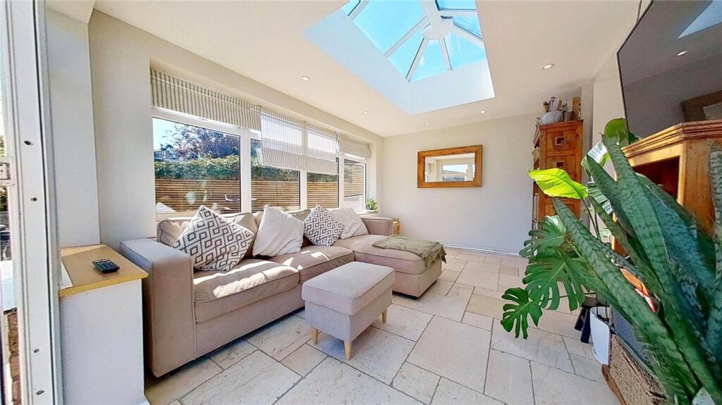 House in Brighton - More