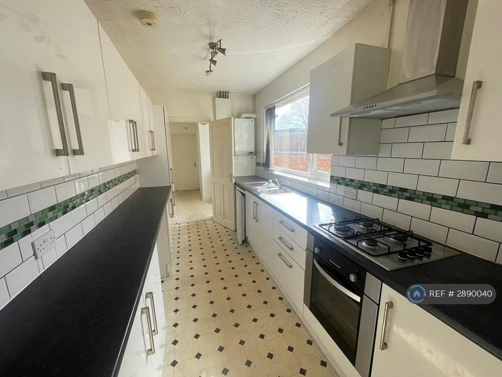 1 bedroom house share for rent