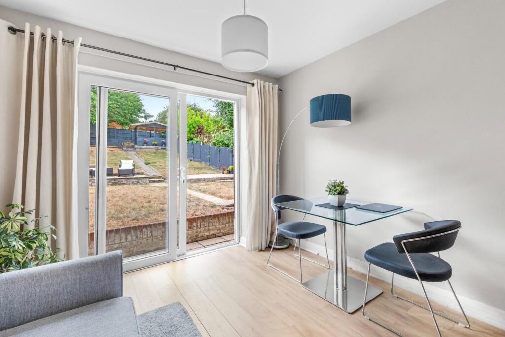 House in Hemel Hempstead, Amersham - View 4