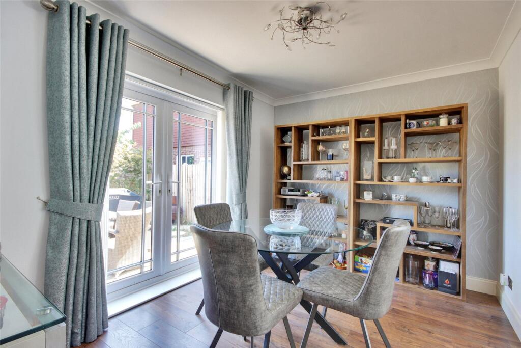 House in Dartford - View 4