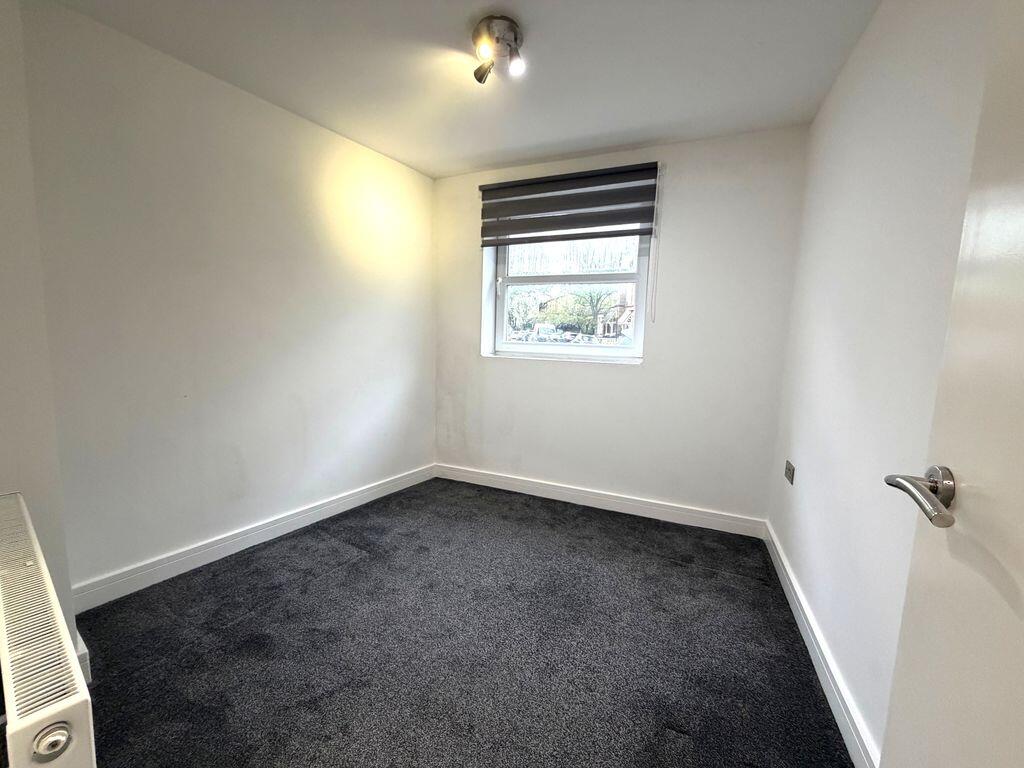 Mountgrove Road, London - View 6