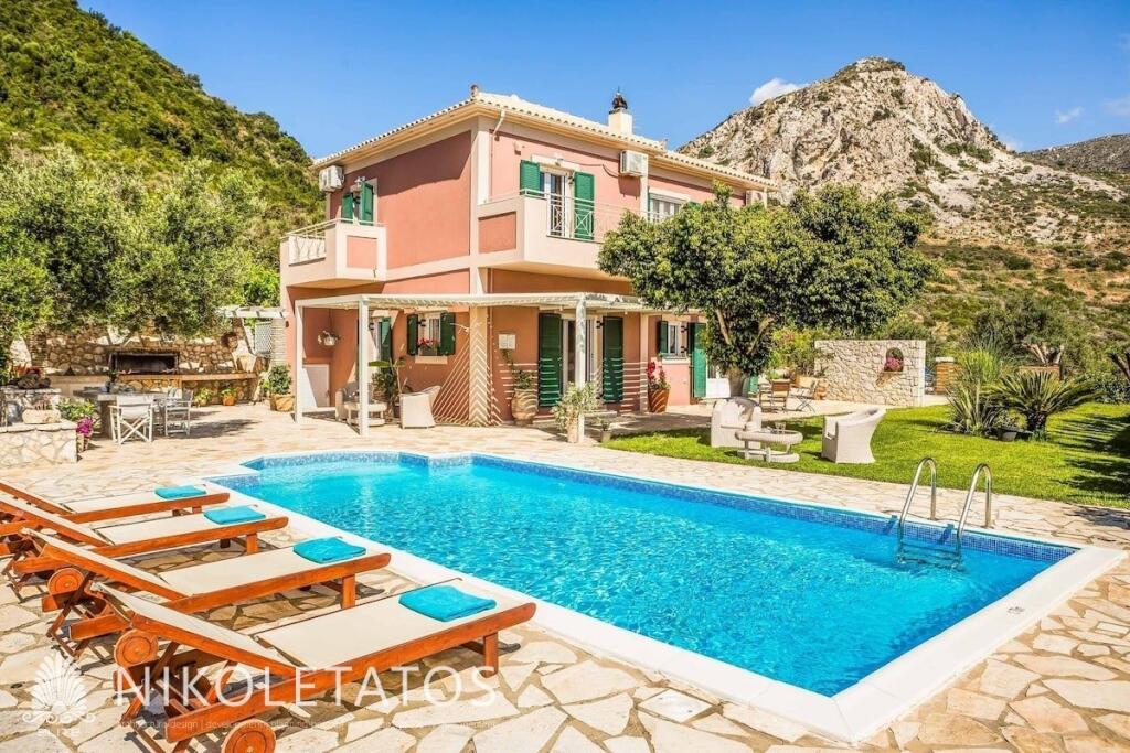 Main image of property: Ionian Islands, Cephalonia, Ano Katelios