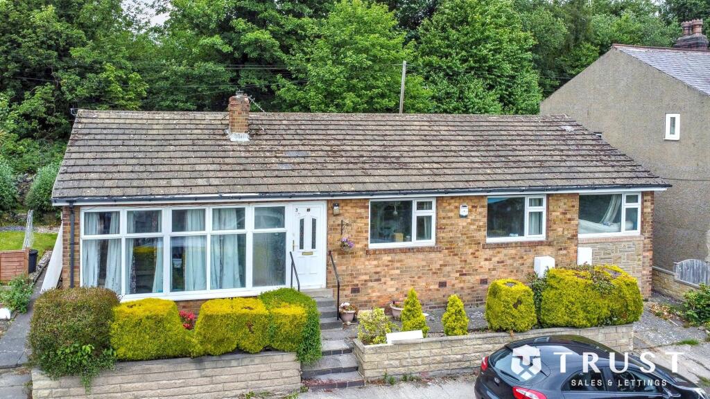 House in Kirklees, Northorpe, Mirfield