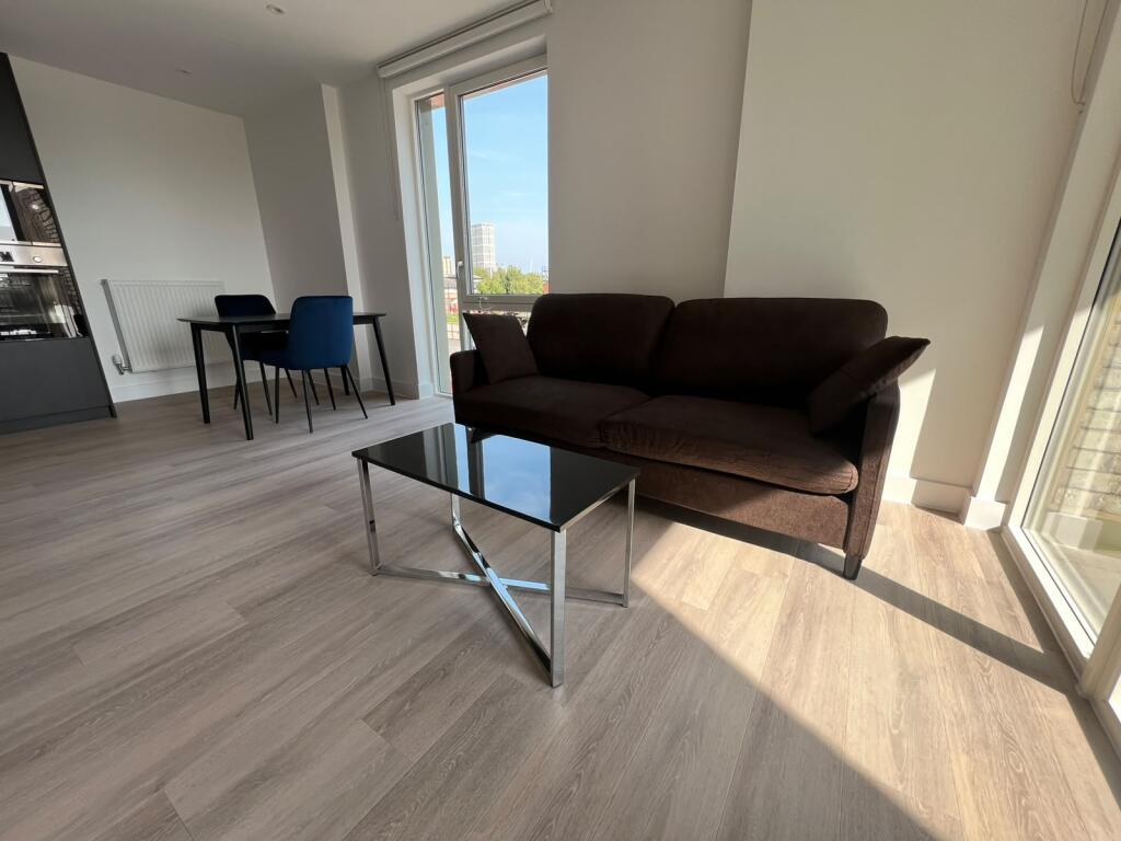Apartment in London - View 2