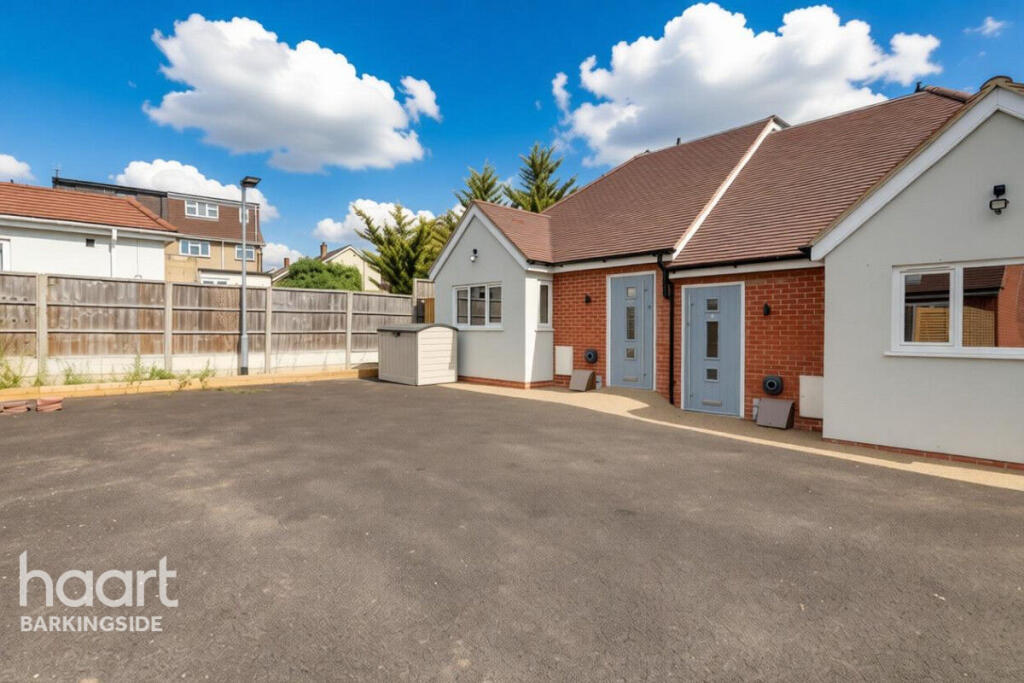 House in London - View 4