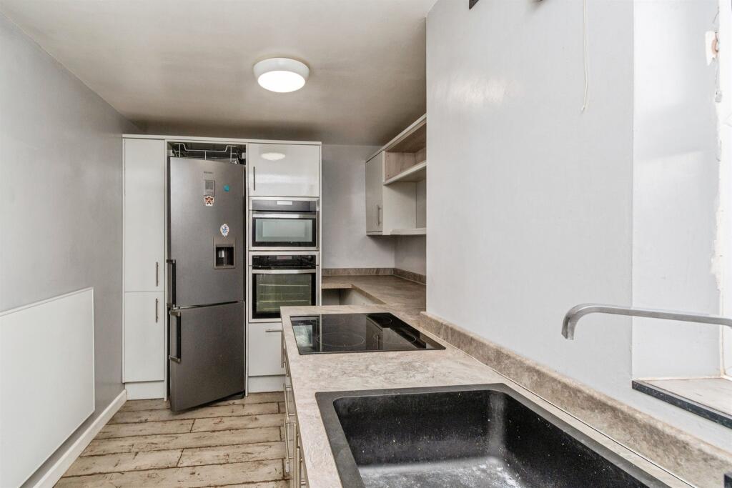 Apartment in Walsall - View 5