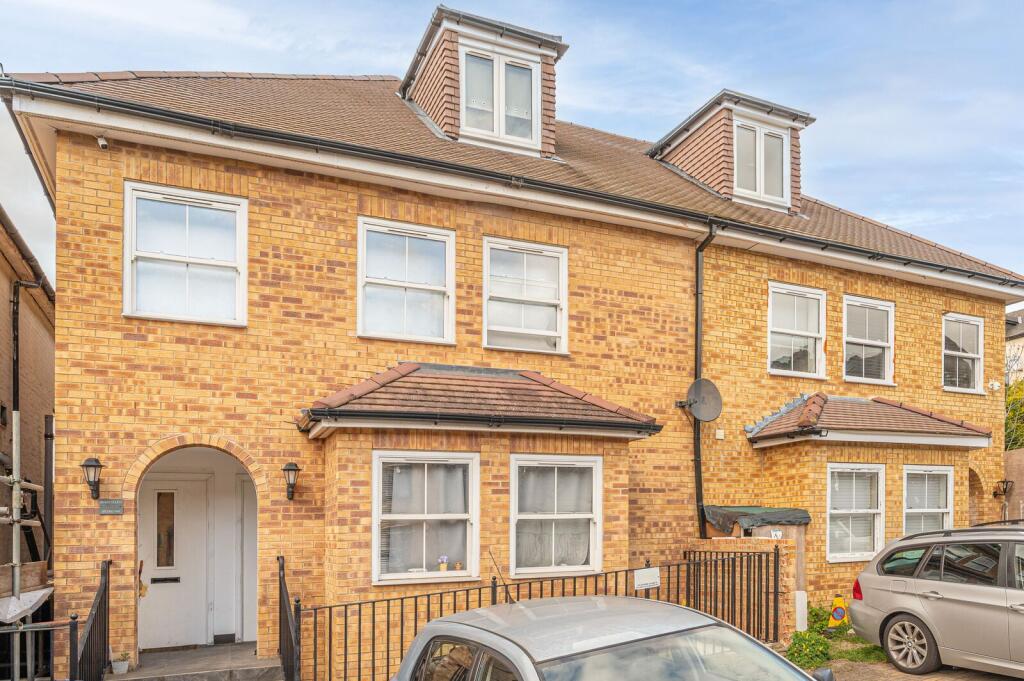 Apartment in London, London Borough of Barnet - View 2