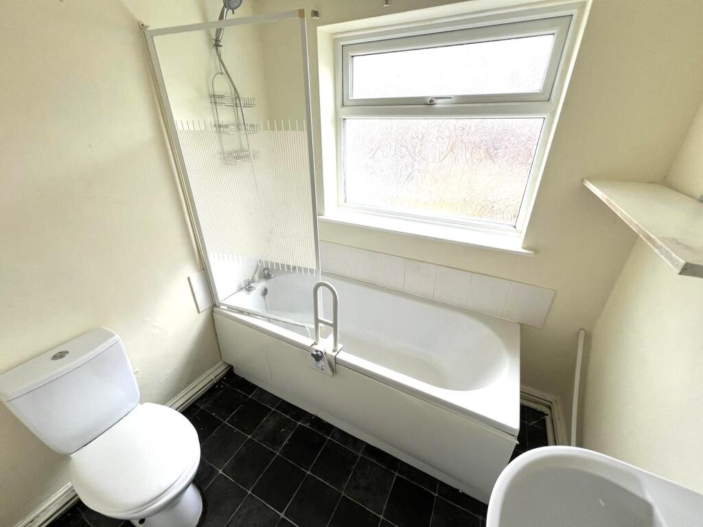 Haycroft Street, Grimsby, DN31 photo 5