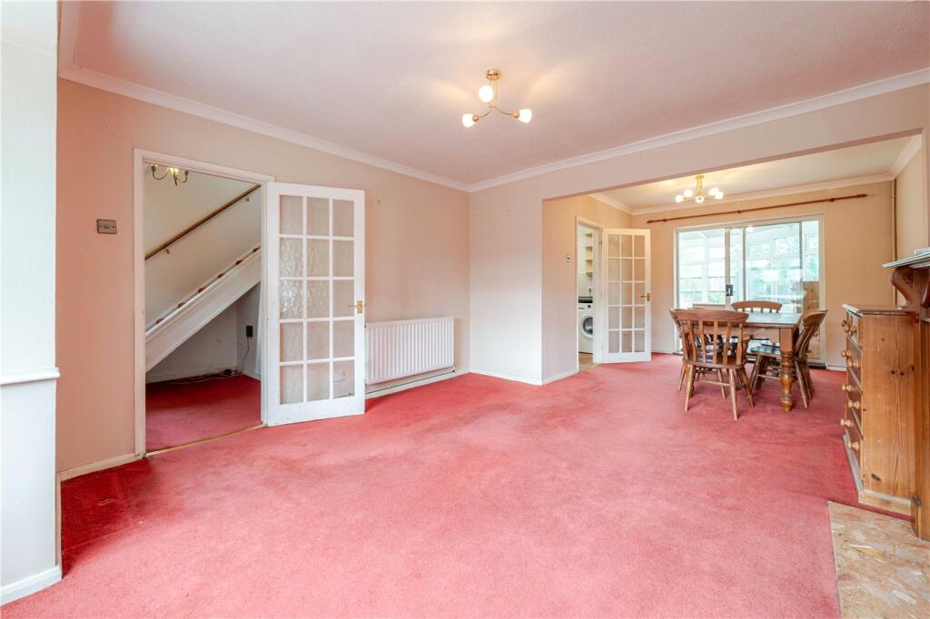 Stratford Road, Warwick, Warwickshire, CV34 photo 2