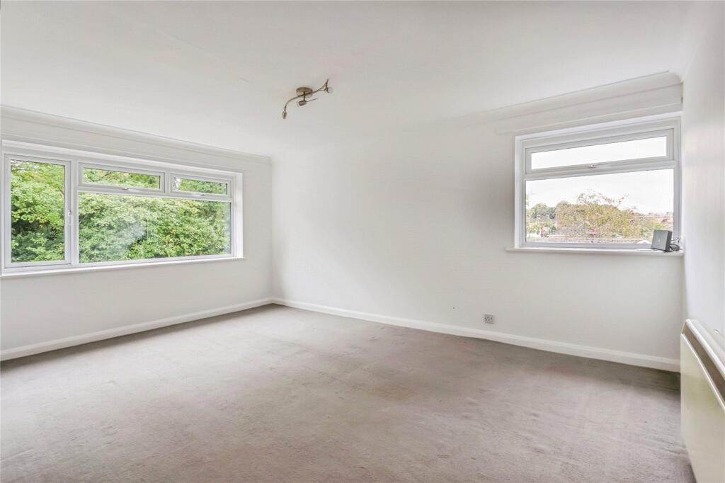 Surrey Road, Poole, Dorset, BH12 photo 2