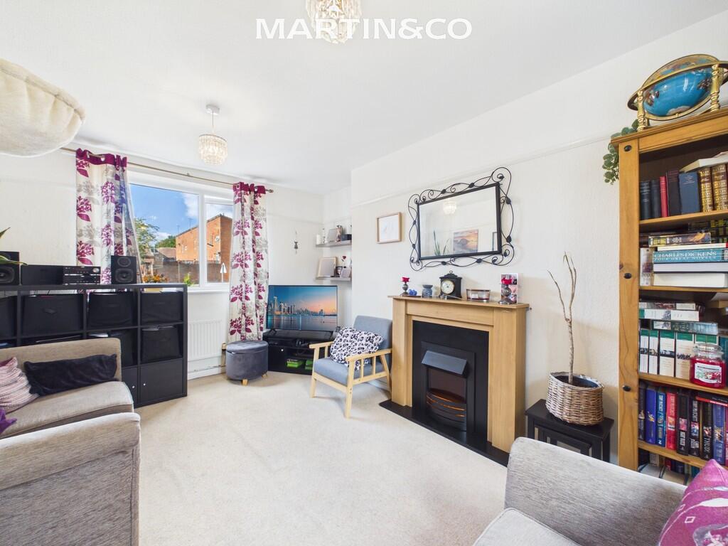 House in Arborfield Green, Arborfield Green Lakeside, Barkham - View 2