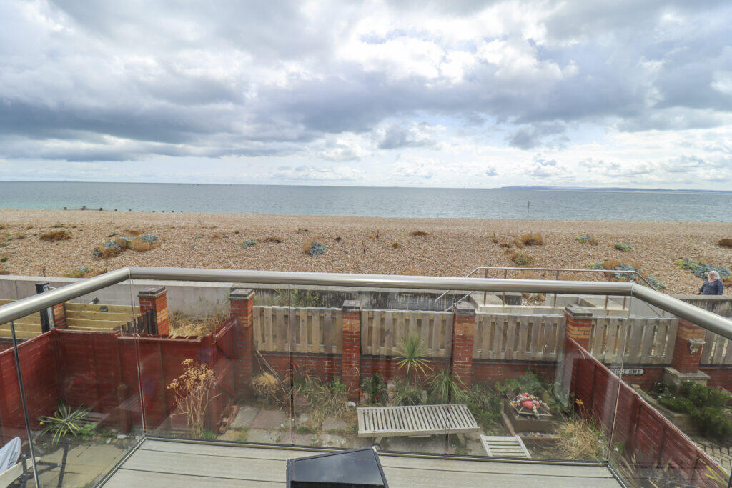 House in Havant, Hampshire - More