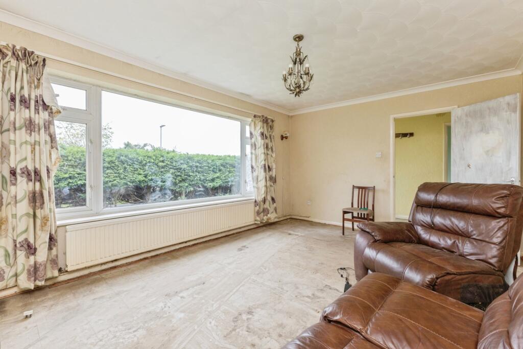 Clover Road, Attleborough, Norfolk, NR17 photo 4