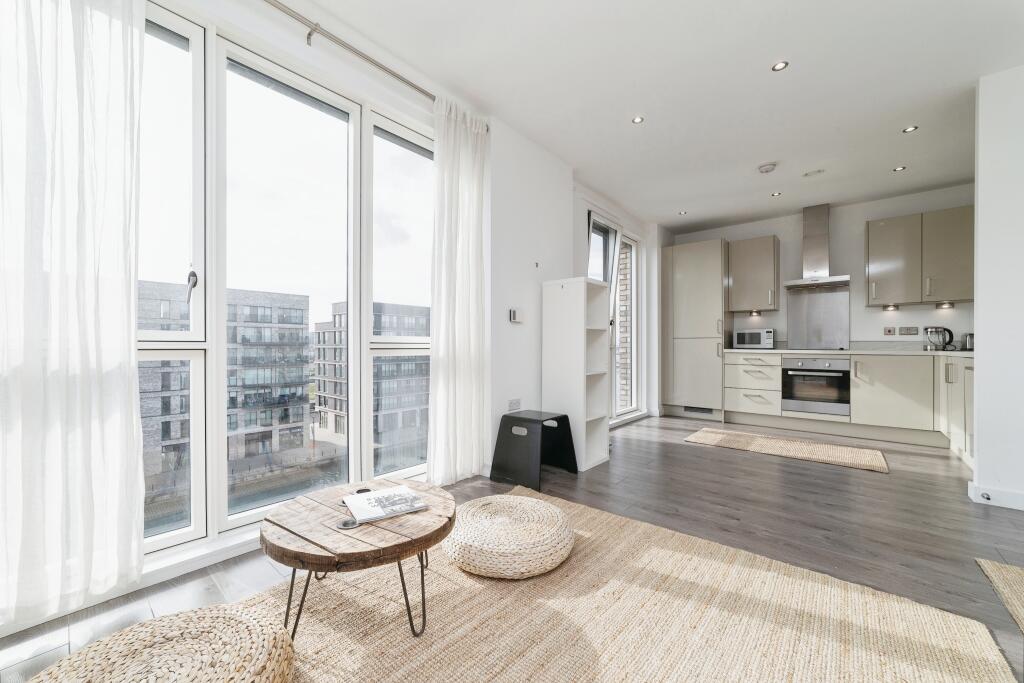 Main image of property: Frobisher Yard, London, E16