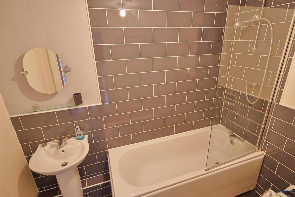 Apartment in Coventry - View 5
