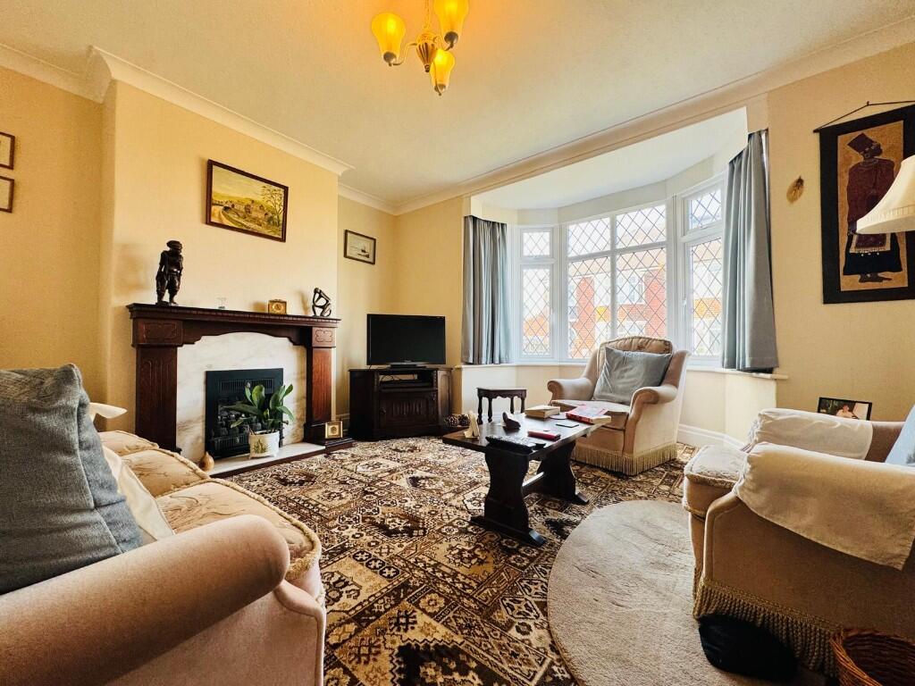 Priory Grove, Redcar, North Yorkshire, TS10 photo 2