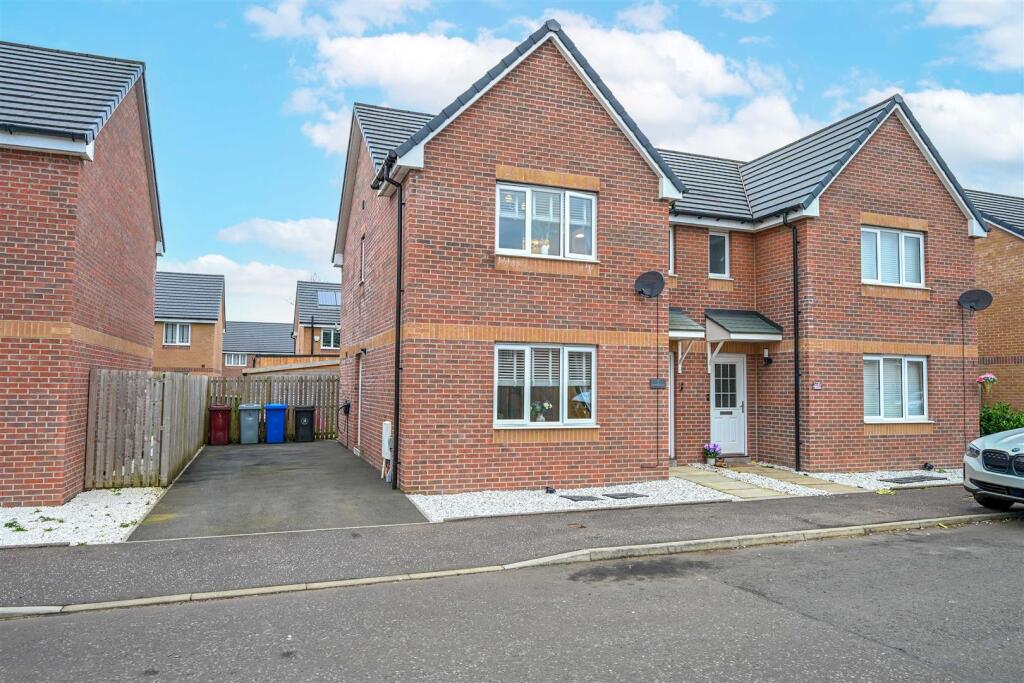 Silk Place, Stonehouse, Larkhall - View 2