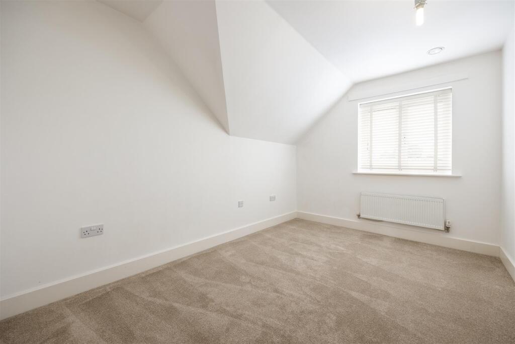 Findlay Mews, Marlow photo 3