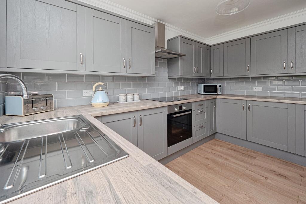 Chestnut Avenue, Beverley - View 2