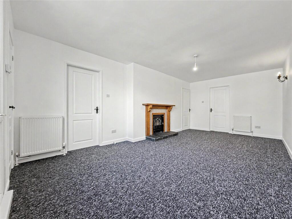 House in Dudley - View 5