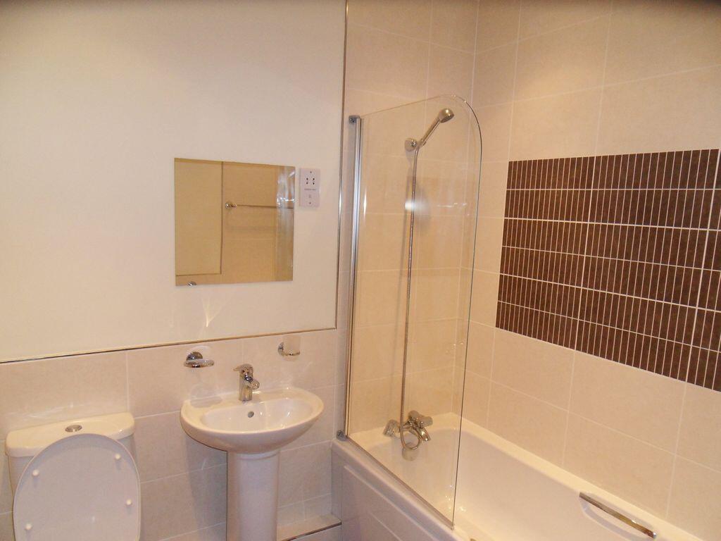 Apartment in Leicester - View 4
