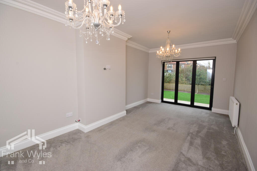 Lorne Street Lytham photo 3