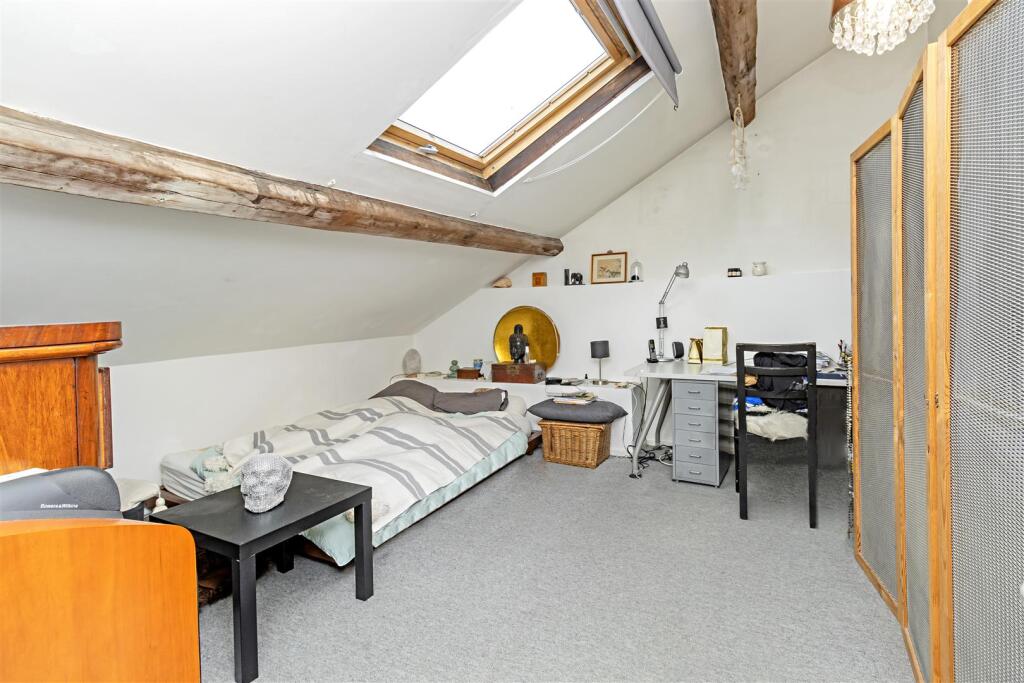 2 bedroom house for rent