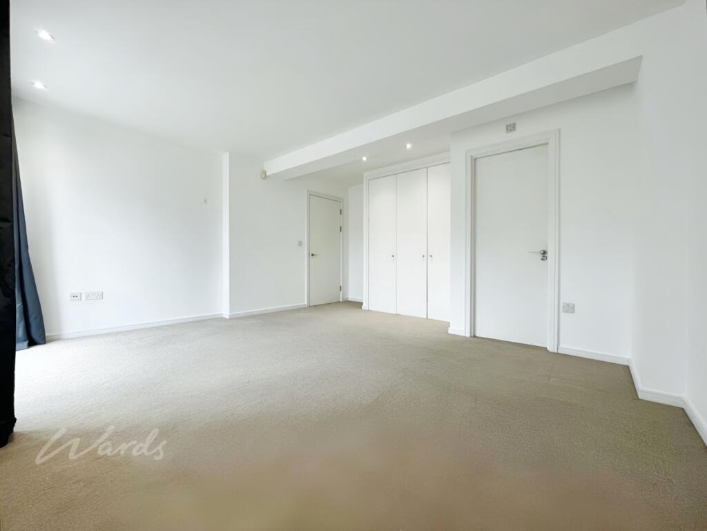 Apartment in Tonbridge - View 4