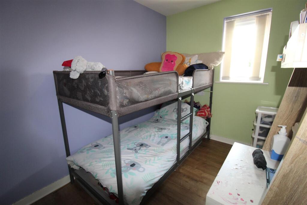 Apartment in Bolton - More