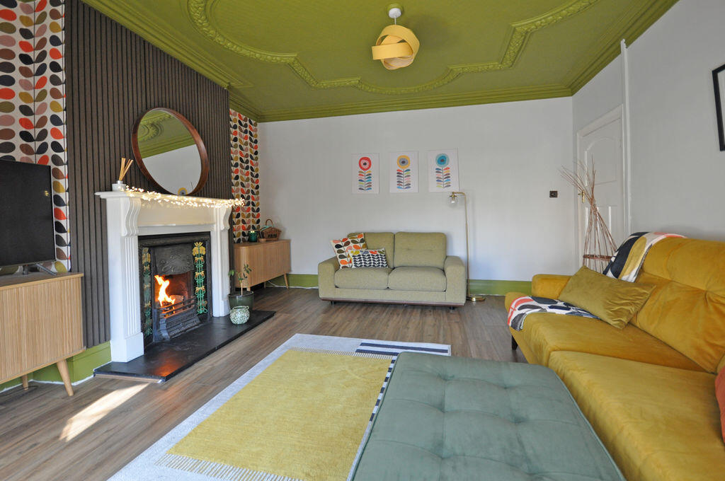 House in Newport, St. Woolos, Stow Hill - More