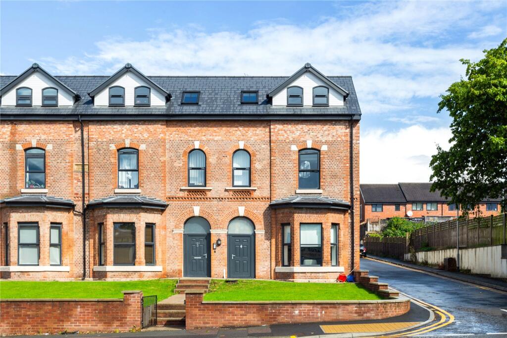 Main image of property: Queens Terrace, 185 Great Cheetham Street West, Salford, Greater Manchester, M7