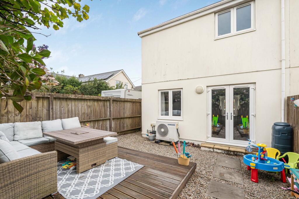 House in Plymouth - View 4