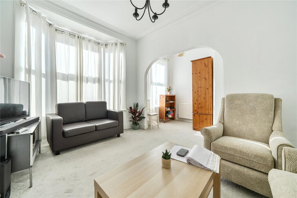 Main image of property: Grange Avenue, Finchley, London, N12