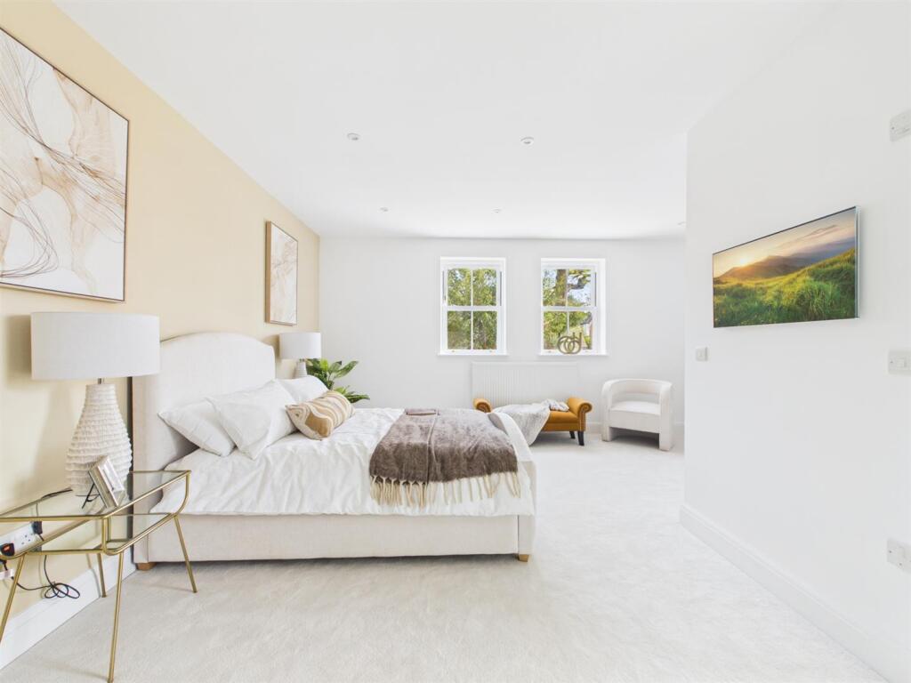 House in Bromley - View 4
