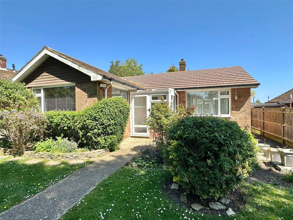 Main image of property: Lyndale Close, Milford on Sea, Lymington, Hampshire, SO41