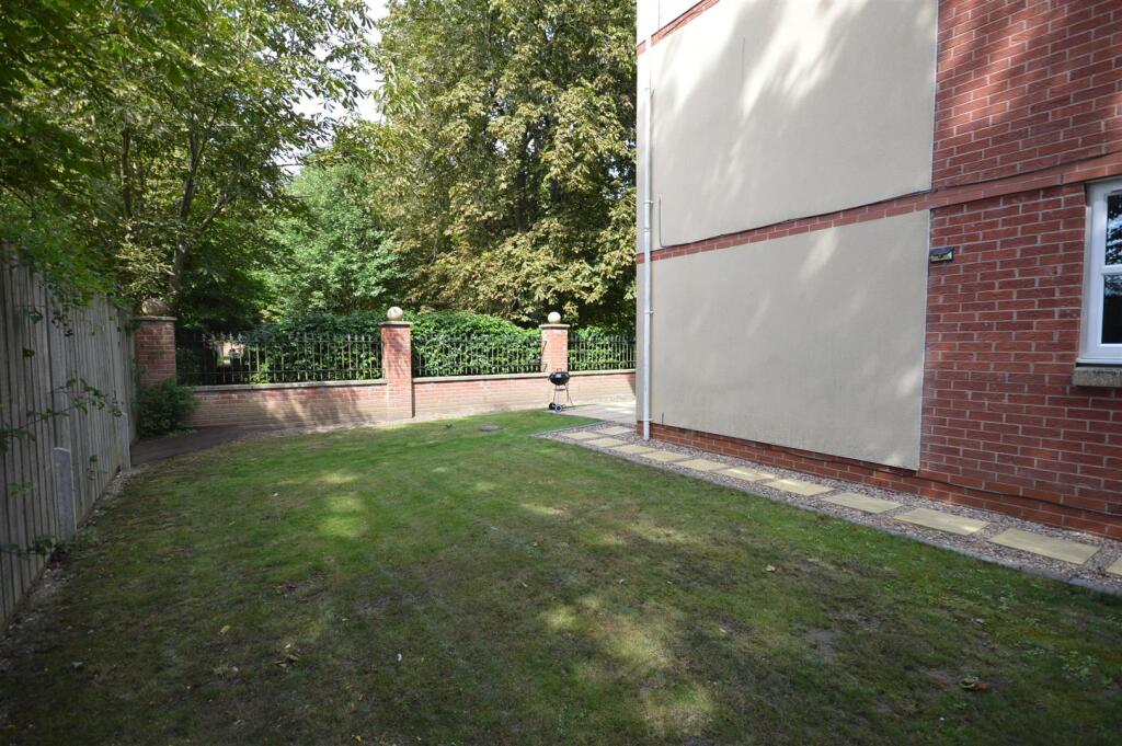 Property photo 11