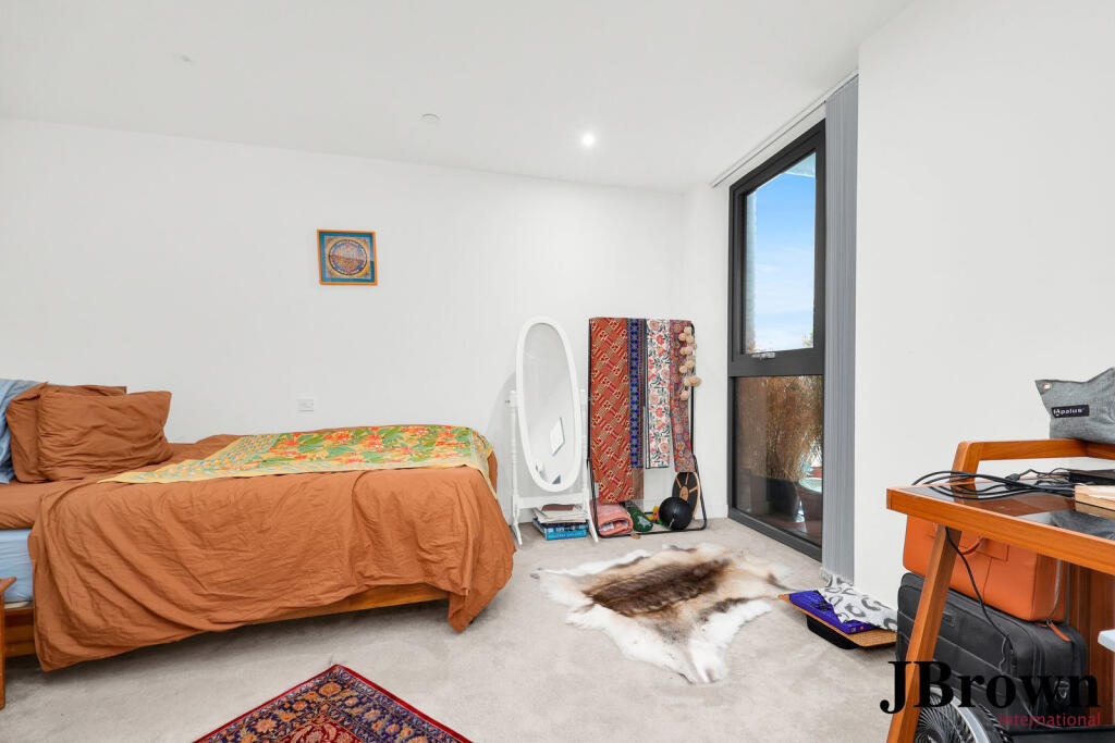 Willowbrook House,  London, N4 photo 3