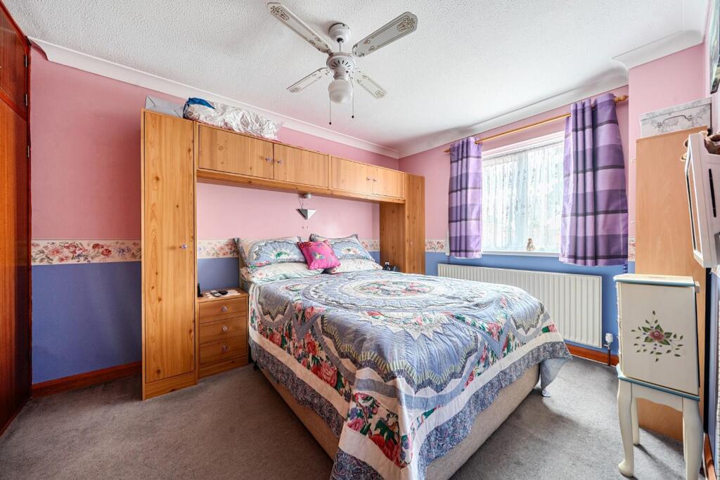 House in Havant, Hampshire - More