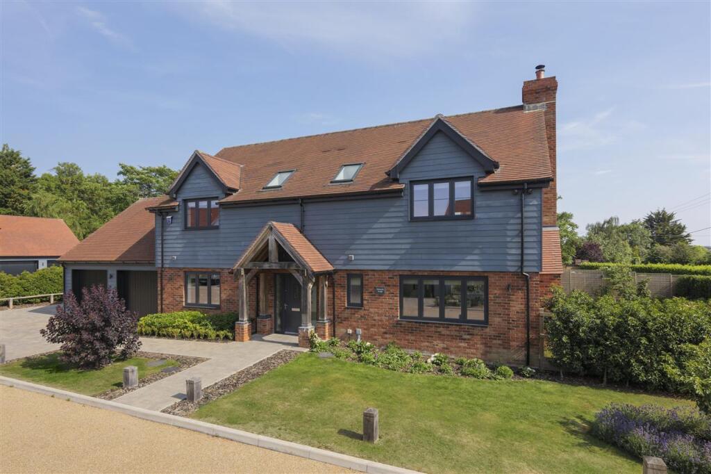4-bed detached on Edmonds Lodge, 4 St Marys View, Burham, £1,175,000