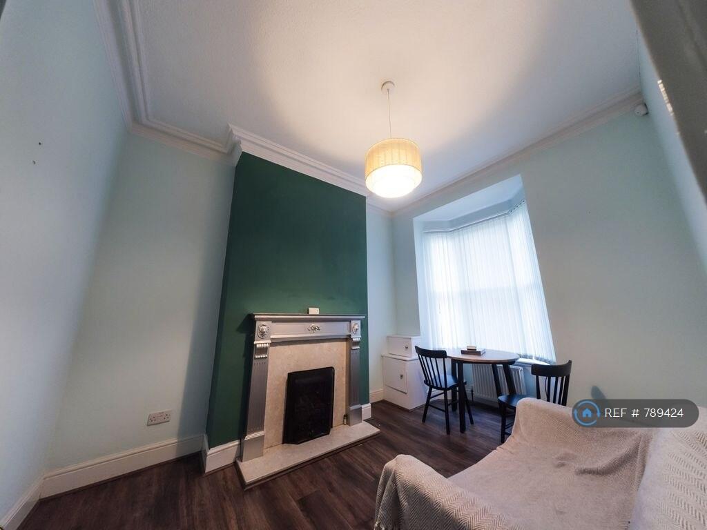 Grove Avenue, Birmingham, B21 photo 5