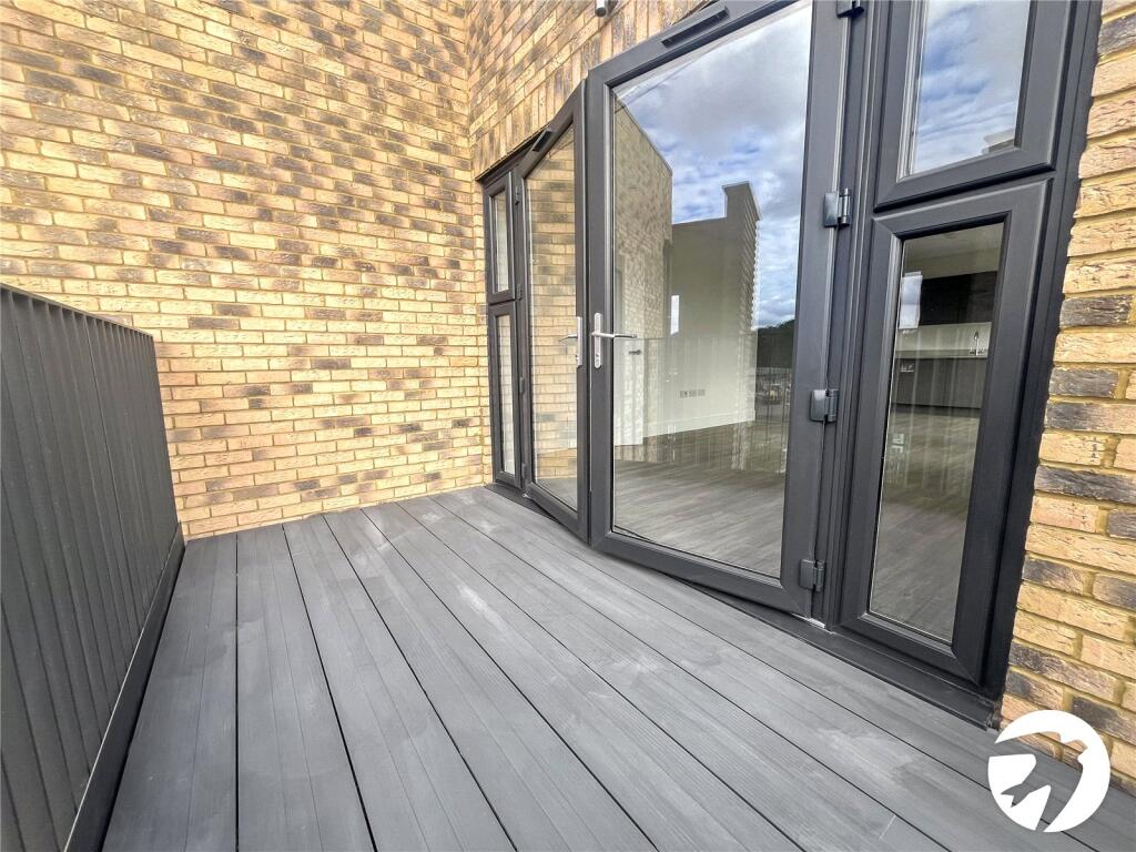Apartment in Dartford - More
