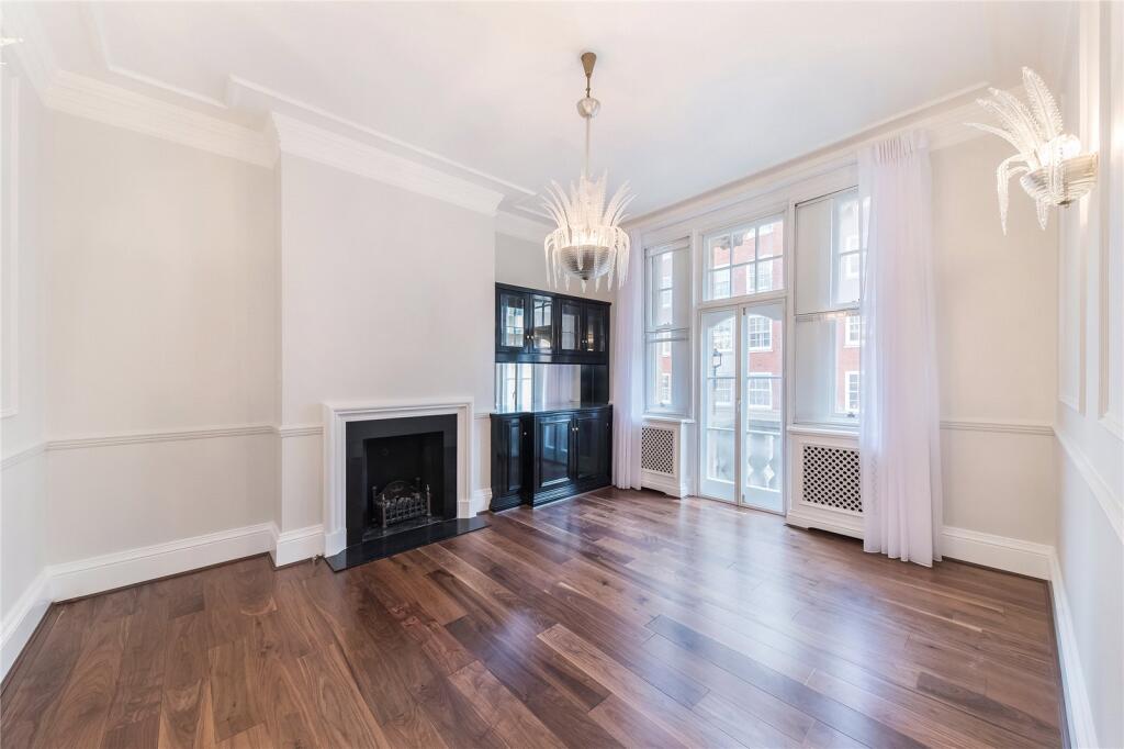 Main image of property: Cumberland Mansions, George Street, London, W1H