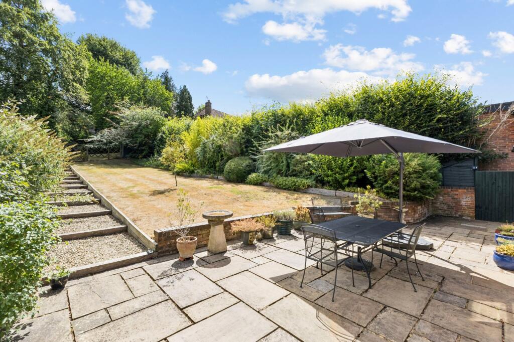House in Watford - View 3